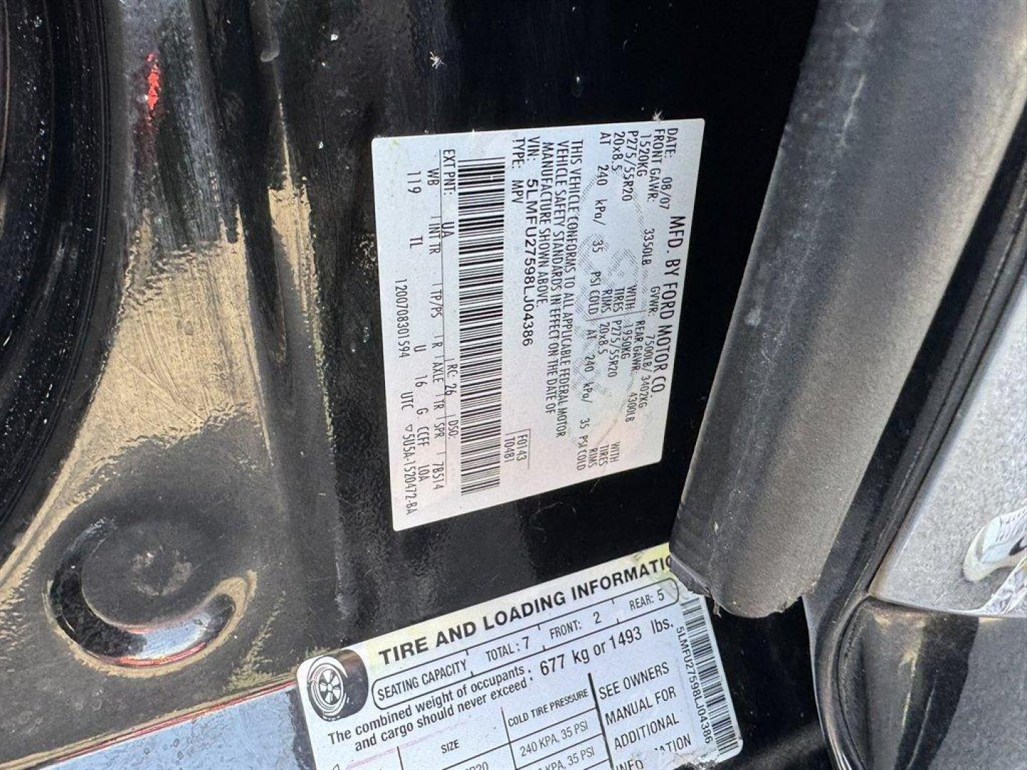 2008 Black /Tan Lincoln Navigator (5LMFU27598L) with an 5.4l V8 EFI Sohc 3v 5.4l engine, Automatic transmission, located at 745 East Steele Rd., West Columbia, SC, 29170, (803) 755-9148, 33.927212, -81.148483 - Photo#36