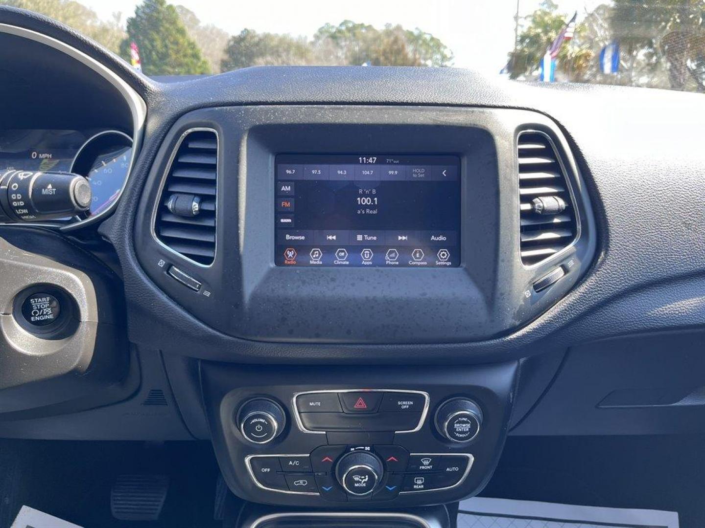 2017 Grey /Black Jeep ALL NEW Compass (3C4NJDBB6HT) with an 2.4l I-4 SFI Dohc 2.4l engine, Automatic transmission, located at 745 East Steele Rd., West Columbia, SC, 29170, (803) 755-9148, 33.927212, -81.148483 - Special Internet Price! 2017 Jeep New Compass Latitude with Uconnect, Bluetooth, Radio, Backup camera, Cruise control, Manual air conditioning, Keyless entry, Push to start, Cloth and vinyl seats, Powered driver seat, Powered windows, Powered door locks, Plus more! - Photo#10