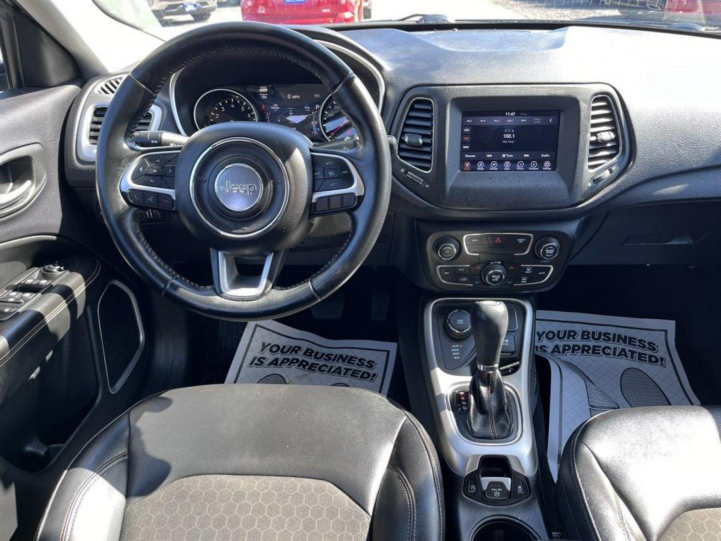 2017 Grey /Black Jeep ALL NEW Compass (3C4NJDBB6HT) with an 2.4l I-4 SFI Dohc 2.4l engine, Automatic transmission, located at 745 East Steele Rd., West Columbia, SC, 29170, (803) 755-9148, 33.927212, -81.148483 - Special Internet Price! 2017 Jeep New Compass Latitude with Uconnect, Bluetooth, Radio, Backup camera, Cruise control, Manual air conditioning, Keyless entry, Push to start, Cloth and vinyl seats, Powered driver seat, Powered windows, Powered door locks, Plus more! - Photo#4