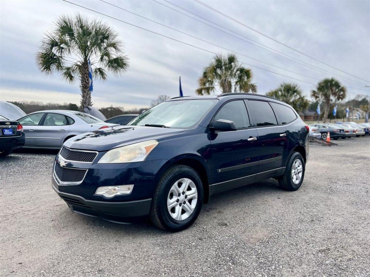 2010 Blue,Dark /Tan Chevrolet Traverse (1GNLREED8AS) with an 3.6l V6 Sidi Dohc 3.6l engine, Automatic transmission, located at 745 East Steele Rd., West Columbia, SC, 29170, (803) 755-9148, 33.927212, -81.148483 - Special Internet Price! 2010 Chevrolet Traverse with AM/FM stereo, Cruise control, Remote Keyless Entry, Air conditioning, 2nd and 3rd row 60/40 split flat-folding bench seat, Powered door locks, Powered windows, Plus more! - Photo#0