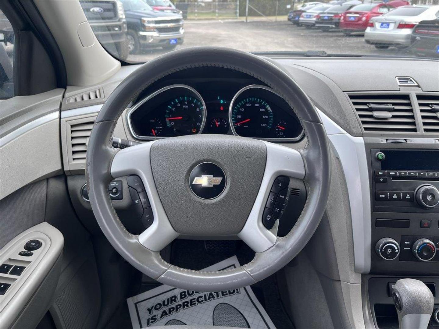 2010 Blue,Dark /Tan Chevrolet Traverse (1GNLREED8AS) with an 3.6l V6 Sidi Dohc 3.6l engine, Automatic transmission, located at 745 East Steele Rd., West Columbia, SC, 29170, (803) 755-9148, 33.927212, -81.148483 - Special Internet Price! 2010 Chevrolet Traverse with AM/FM stereo, Cruise control, Remote Keyless Entry, Air conditioning, 2nd and 3rd row 60/40 split flat-folding bench seat, Powered door locks, Powered windows, Plus more! - Photo#5