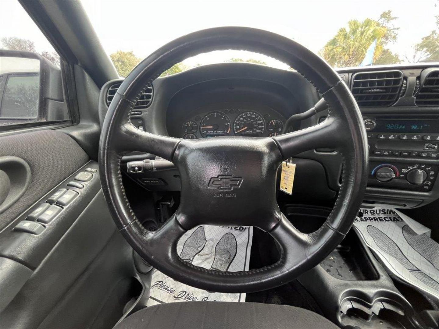 2003 White /Black Chevrolet Blazer (1GNDT13X43K) with an 4.3l V6 CPI 4.3l engine, Automatic transmission, located at 745 East Steele Rd., West Columbia, SC, 29170, (803) 755-9148, 33.927212, -81.148483 - Special Internet Price! 2003 Chevrolet Blazer LS with AM/FM stereo, Air conditioning, Black cloth interior, Clam shell trunk, Powered windows, Powered door locks, Plus more! - Photo#5