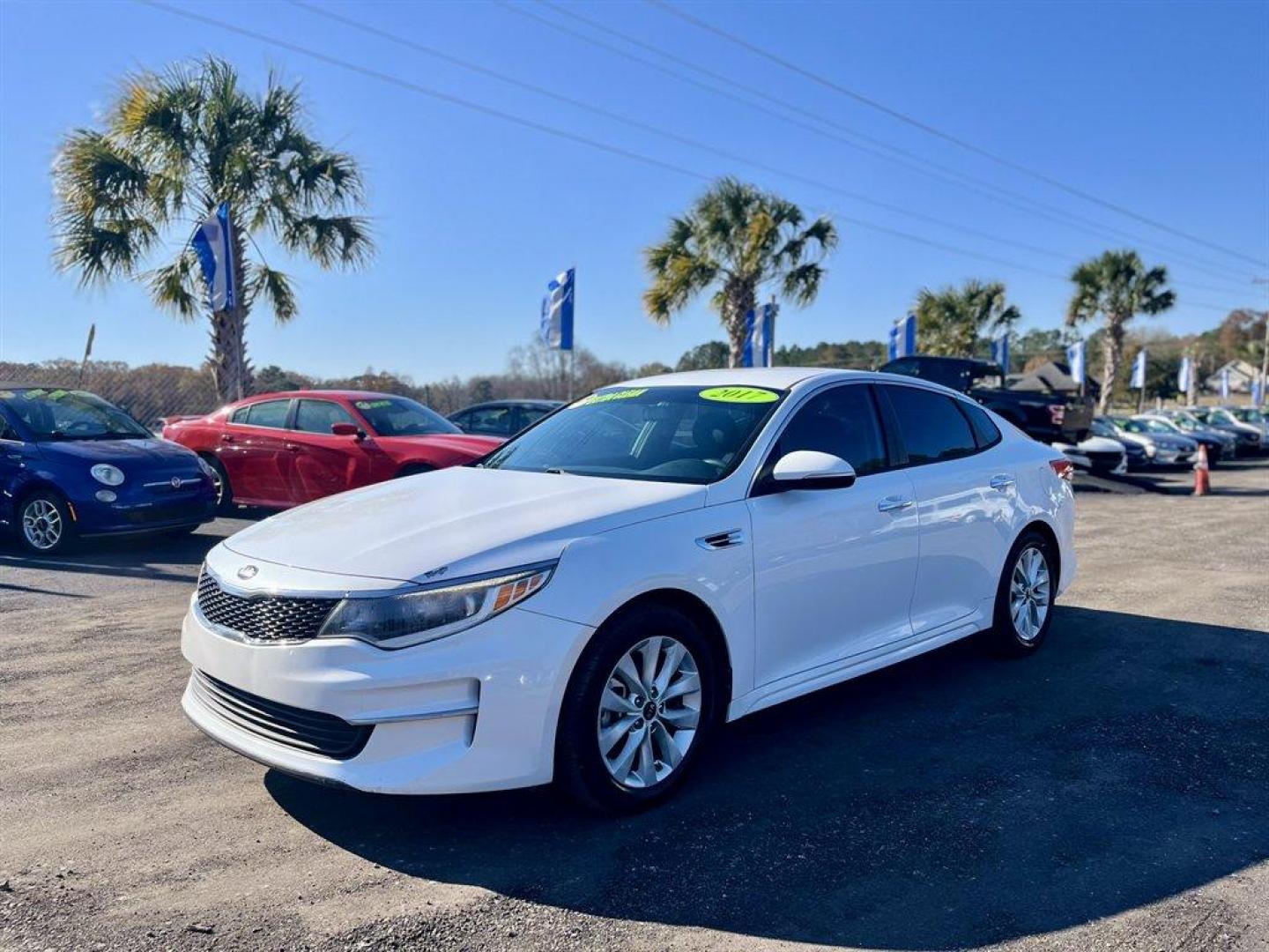 2017 White /Black Kia Optima (5XXGT4L39HG) with an 2.4l I-4 DI Dohc 2.4l engine, Automatic transmission, located at 745 East Steele Rd., West Columbia, SC, 29170, (803) 755-9148, 33.927212, -81.148483 - Special Internet Price! 2017 Kia Optima LX - Photo#0