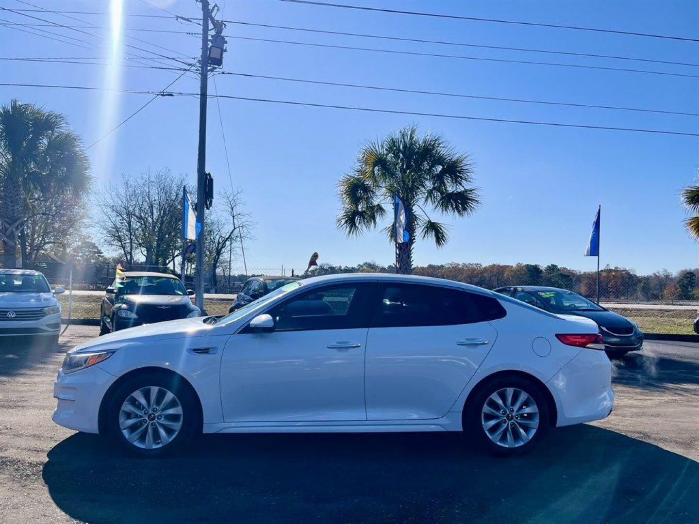 2017 White /Black Kia Optima (5XXGT4L39HG) with an 2.4l I-4 DI Dohc 2.4l engine, Automatic transmission, located at 745 East Steele Rd., West Columbia, SC, 29170, (803) 755-9148, 33.927212, -81.148483 - Special Internet Price! 2017 Kia Optima LX - Photo#1