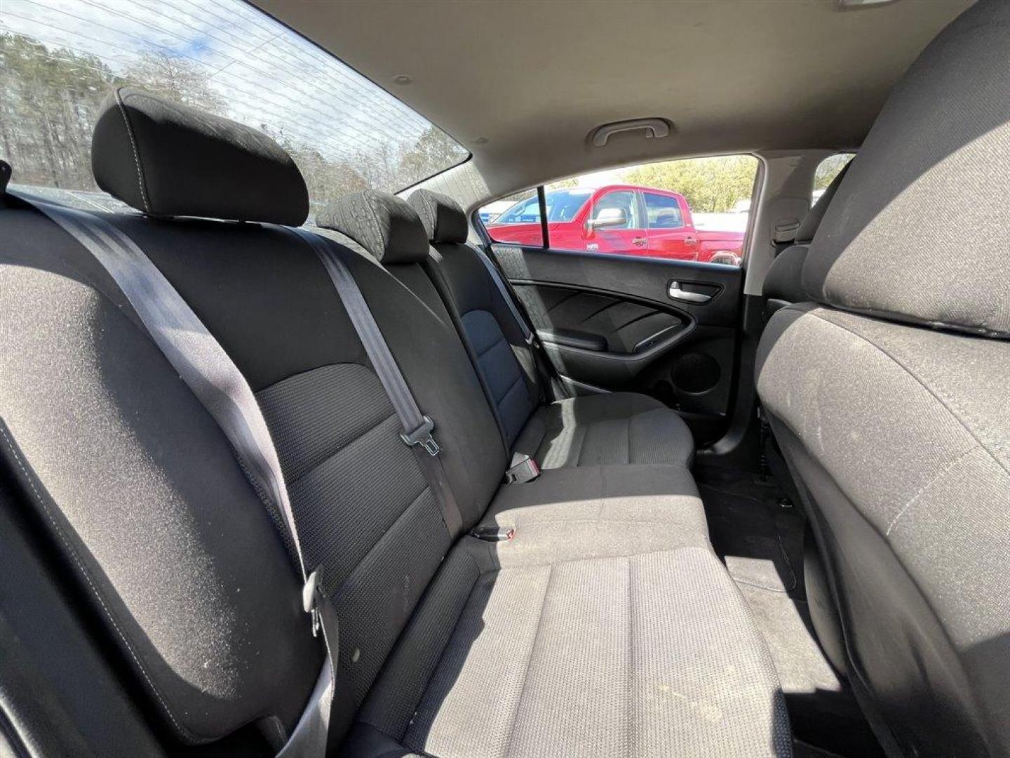 2018 Brown /Black Kia Forte (3KPFK4A75JE) with an 2.0l I-4 MPI Dohc 2.0l engine, Automatic transmission, located at 745 East Steele Rd., West Columbia, SC, 29170, (803) 755-9148, 33.927212, -81.148483 - Special Internet Price! 2018 Kia Forte LX with AM/FM/CD/MP3/SiriusXM Audio System, Remote Keyless Entry, Manual Air Conditioning, Cloth interior, Front Bucket Seats, Rear 60-40 Folding Bench, Powered Windows, Powered Door Locks, Plus More! - Photo#20