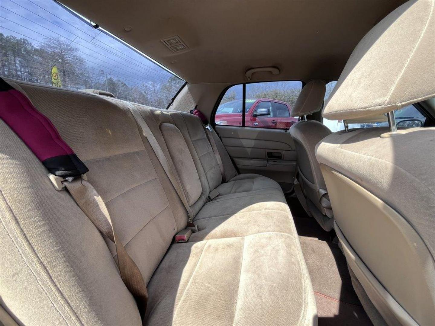 2003 Burgundy /Tan Ford Crown Victoria (2FAFP74W53X) with an 4.6l V8 EFI Sohc 4.6l engine, Automatic transmission, located at 745 East Steele Rd., West Columbia, SC, 29170, (803) 755-9148, 33.927212, -81.148483 - Special Internet Price! 2003 Ford Crown Victoria LX with AM/FM stereo radio, Air conditioning, Split-bench front seat, Leather interior, Powered windows, Powered door locks, Plus more! - Photo#19