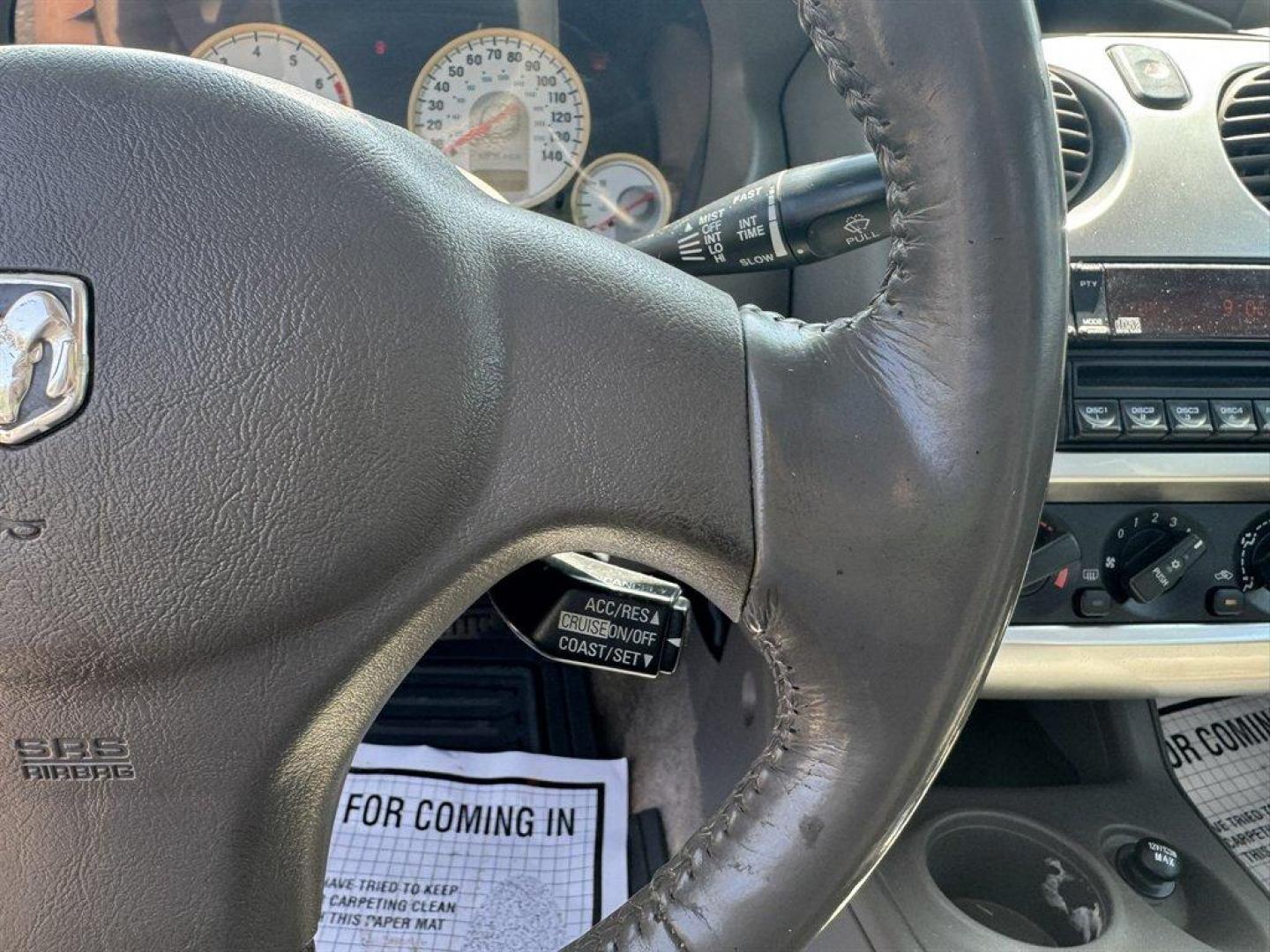 2004 Black /Taupe Dodge Stratus (4B3AG52H94E) with an 3.0l V6 EFI Sohc 3.0l engine, Automatic transmission, located at 745 East Steele Rd., West Columbia, SC, 29170, (803) 755-9148, 33.927212, -81.148483 - Special Internet Price! 2004 Dodge Stratus with AM/FM radio, Cruise control, Sunroof, Leather interior, Powered windows, Powered door locks, Plus more! - Photo#8