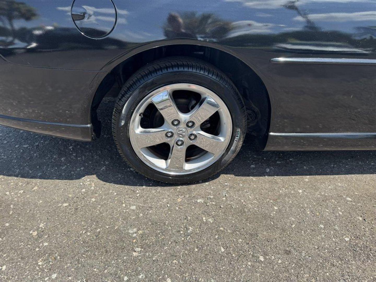 2004 Black /Taupe Dodge Stratus (4B3AG52H94E) with an 3.0l V6 EFI Sohc 3.0l engine, Automatic transmission, located at 745 East Steele Rd., West Columbia, SC, 29170, (803) 755-9148, 33.927212, -81.148483 - Special Internet Price! 2004 Dodge Stratus with AM/FM radio, Cruise control, Sunroof, Leather interior, Powered windows, Powered door locks, Plus more! - Photo#21