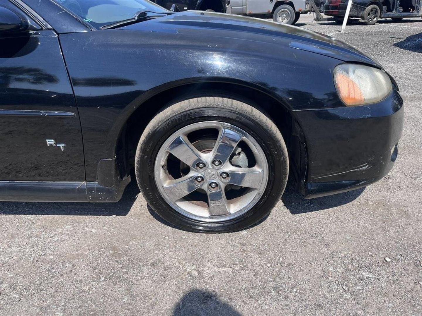 2004 Black /Grey Dodge Stratus (4B3AG52H94E) with an 3.0l V6 EFI Sohc 3.0l engine, Automatic transmission, located at 745 East Steele Rd., West Columbia, SC, 29170, (803) 755-9148, 33.927212, -81.148483 - Special Internet Price! 2004 Dodge Stratus R/T with AM/FM stereo radio, Cruise control, Sunroof, Air conditioning, Remote keyless entry, Leather interior, Powered Windows, Powered door locks, Plus more! - Photo#16