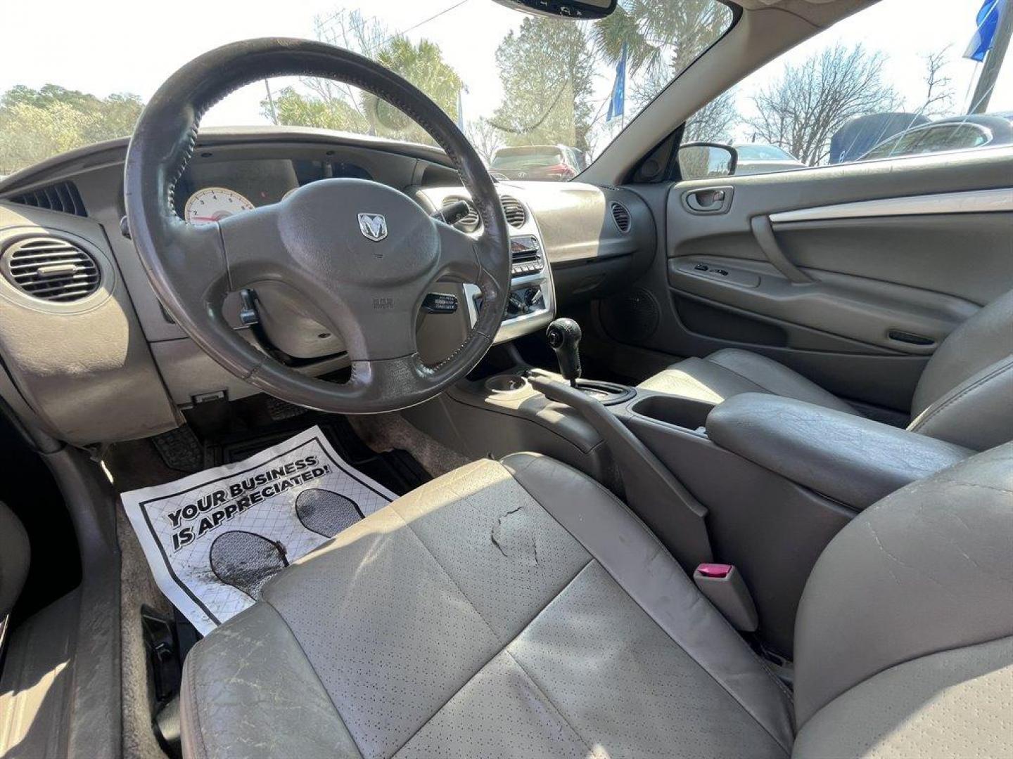 2004 Black /Grey Dodge Stratus (4B3AG52H94E) with an 3.0l V6 EFI Sohc 3.0l engine, Automatic transmission, located at 745 East Steele Rd., West Columbia, SC, 29170, (803) 755-9148, 33.927212, -81.148483 - Special Internet Price! 2004 Dodge Stratus R/T with AM/FM stereo radio, Cruise control, Sunroof, Air conditioning, Remote keyless entry, Leather interior, Powered Windows, Powered door locks, Plus more! - Photo#4