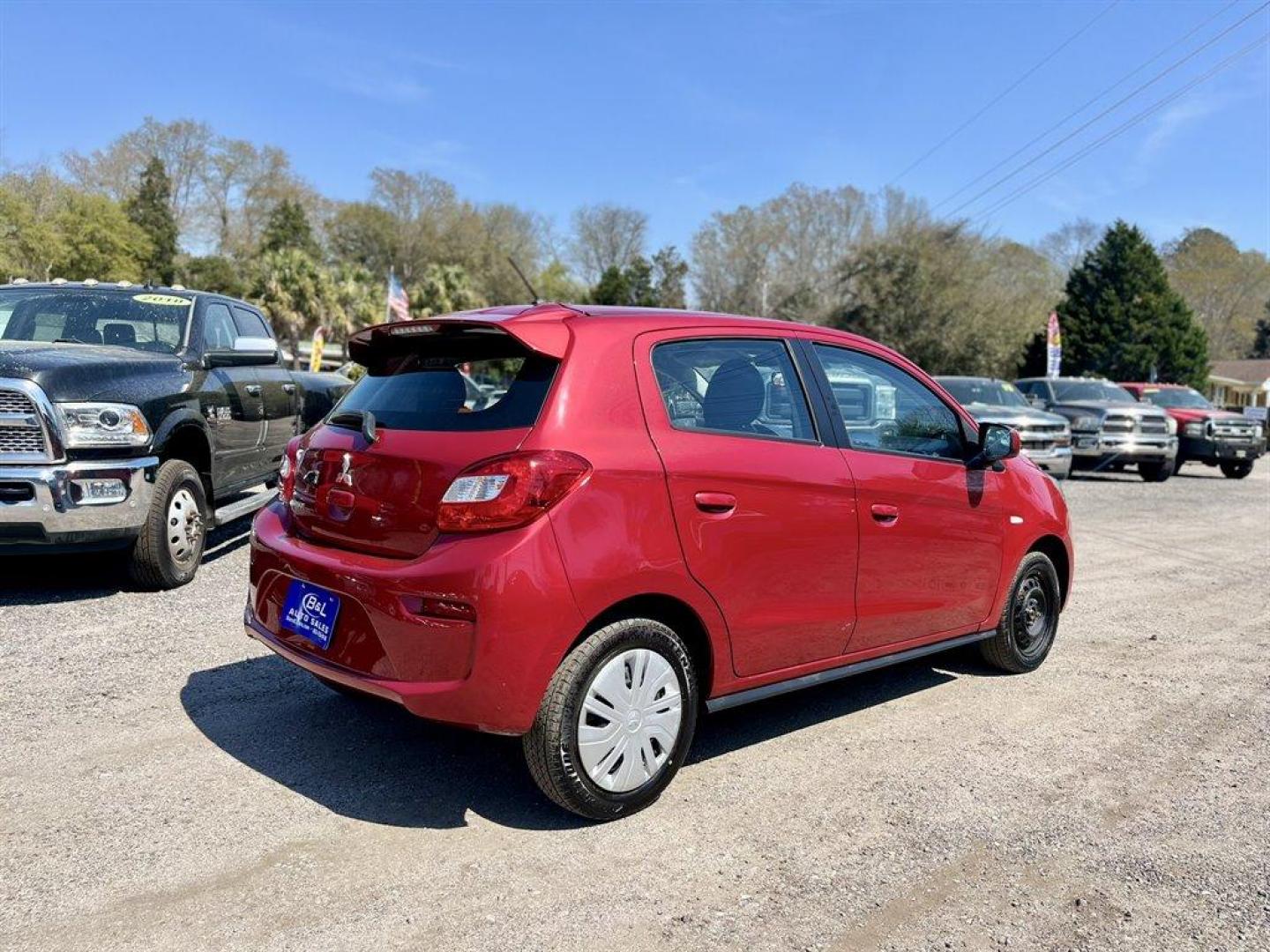 2020 Red /Black Mitsubishi Mirage (ML32A3HJ5LH) with an 1.2 I-3 EFI Dohc 1.2 engine, Automatic transmission, located at 745 East Steele Rd., West Columbia, SC, 29170, (803) 755-9148, 33.927212, -81.148483 - 2020 Mitsubishi Mirage ES with AM/FM, HD Radio, Bluetooth, Backup Camera, Cruise Control, Remote Keyless Entry, Automatic Air Conditioning, Front Bucket Seats, Rear 60-40 Folding Bench, Powered Windows, Powered Door Locks, Plus More! - Photo#2