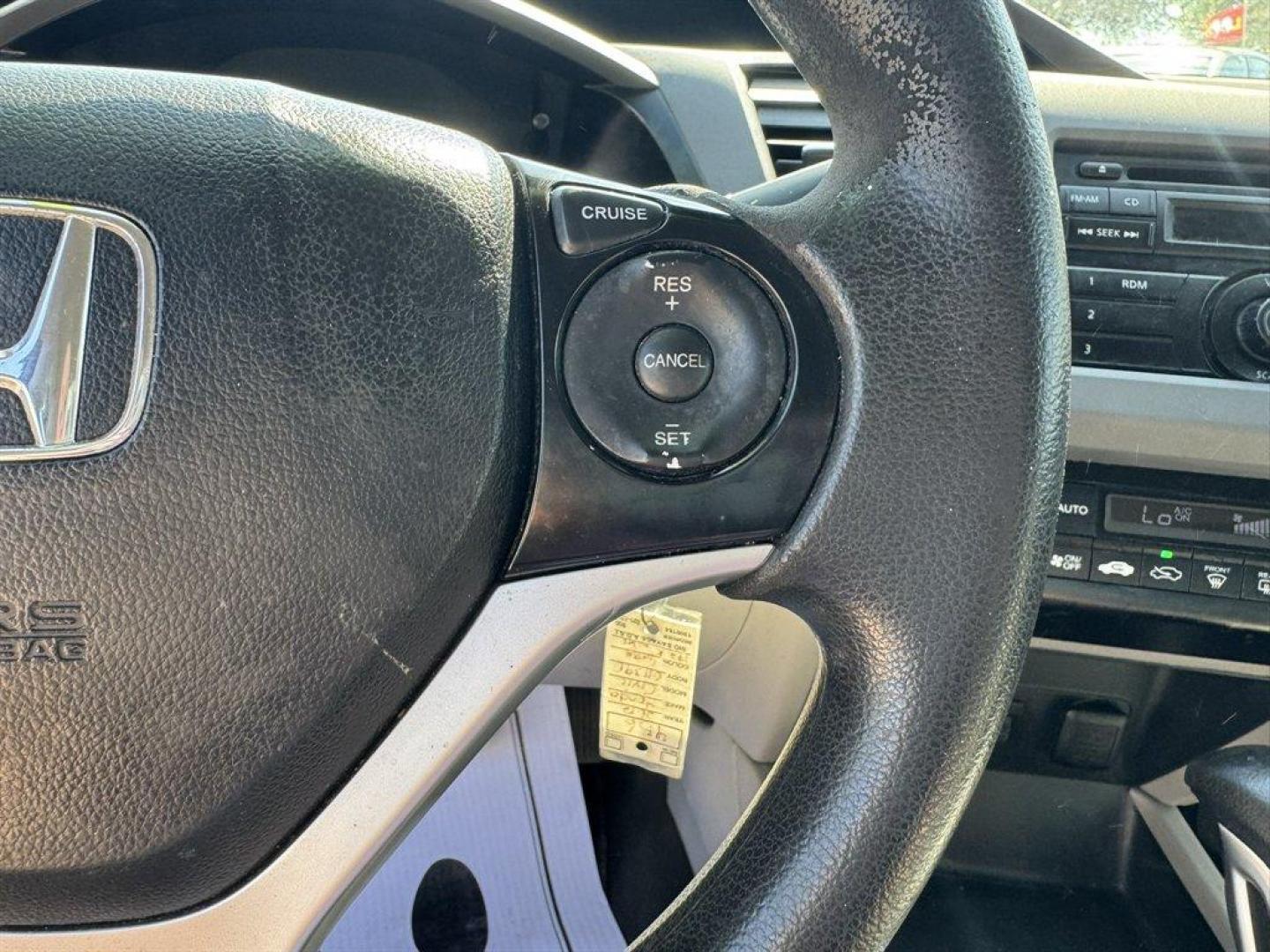2012 Grey /Taupe Honda Civic (JHMFB4F2XCS) with an 1.5l I-4 MPI Sohc Hybrid engine, Automatic transmission, located at 745 East Steele Rd., West Columbia, SC, 29170, (803) 755-9148, 33.927212, -81.148483 - Photo#9