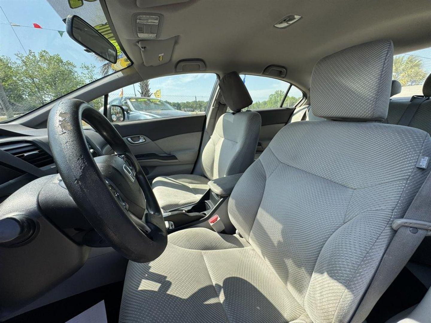 2012 Grey /Taupe Honda Civic (JHMFB4F2XCS) with an 1.5l I-4 MPI Sohc Hybrid engine, Automatic transmission, located at 745 East Steele Rd., West Columbia, SC, 29170, (803) 755-9148, 33.927212, -81.148483 - Photo#18