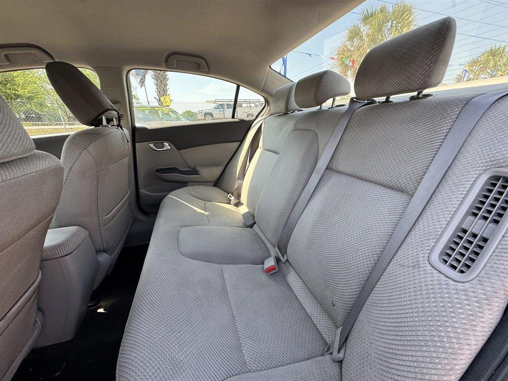 2012 Grey /Taupe Honda Civic (JHMFB4F2XCS) with an 1.5l I-4 MPI Sohc Hybrid engine, Automatic transmission, located at 745 East Steele Rd., West Columbia, SC, 29170, (803) 755-9148, 33.927212, -81.148483 - Photo#20