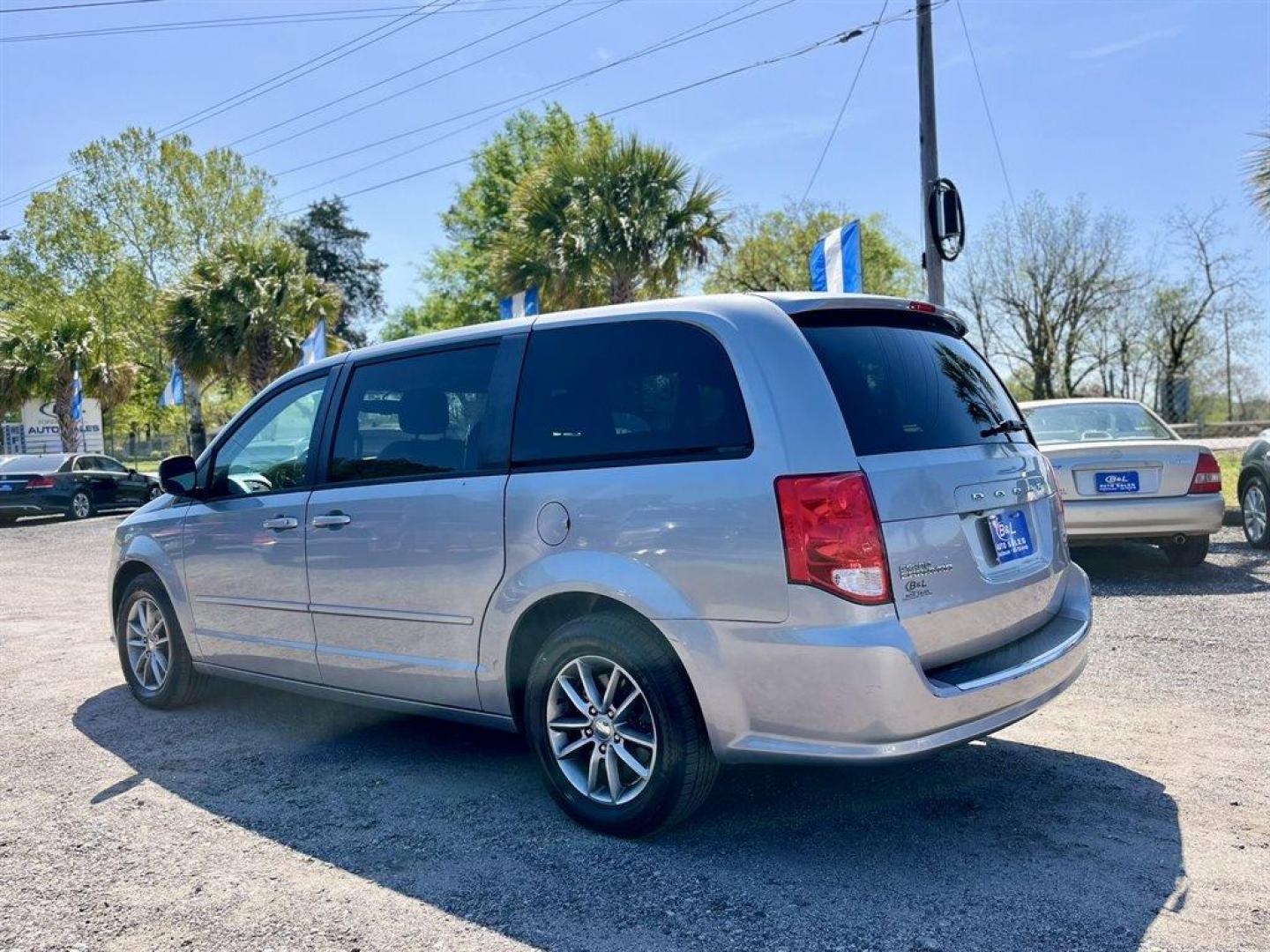 2014 Silver /Black Dodge Grand Caravan (2C4RDGEG4ER) with an 3.6l V6 MPI Dohc VVT Flex engine, Automatic transmission, located at 745 East Steele Rd., West Columbia, SC, 29170, (803) 755-9148, 33.927212, -81.148483 - Special Internet Price! 2014 Dodge Grand Caravan with SiriusXM AM/FM/Satellite, Bluetooth, Cruise Control, Dual Zone Front Automatic Air Conditioning, 2nd Row Bucket Seats, 3rd Row Fixed 60-40 Split-Bench, Cloth Interior, Powered Front Seats, Powered Liftgate, Powered Rear Sliding Doors, Plus More! - Photo#1