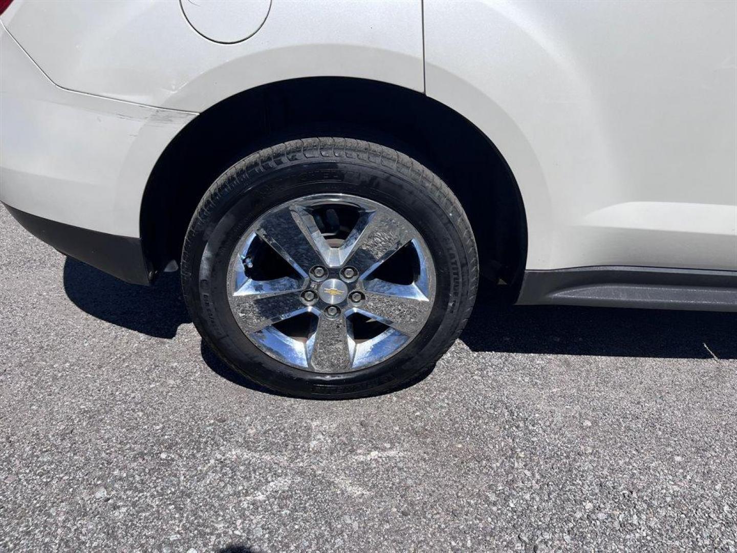 2014 White /Black Chevrolet Equinox (1GNALCEK1EZ) with an 2.4l I-4 Sidi Dohc Flex 2 engine, Automatic transmission, located at 745 East Steele Rd., West Columbia, SC, 29170, (803) 755-9148, 33.927212, -81.148483 - Special Internet Price! 2014 Chevrolet Equinox LT with Bluetooth, 3-month trial to the SiriusXM Radio, Remote Keyless Entry, Cruise control, Air conditioning, Sunroof, Leather interior, Powered front seats, Powered windows, Plus more! - Photo#35