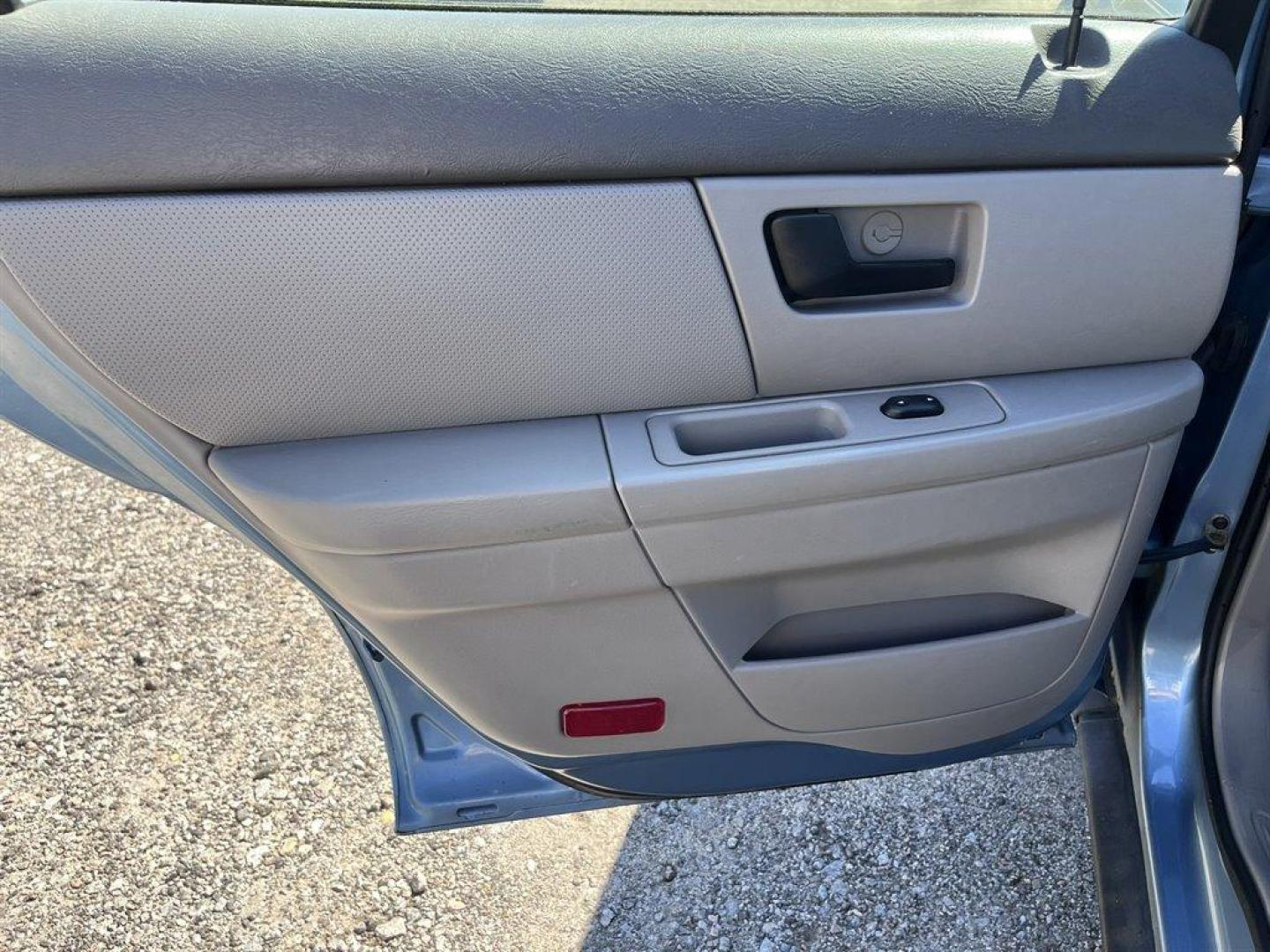 2007 Blue /Tan Ford Taurus (1FAFP53U57A) with an 3.0l V6 SFI 3.0l engine, Automatic transmission, located at 745 East Steele Rd., West Columbia, SC, 29170, (803) 755-9148, 33.927212, -81.148483 - CASH CAR! AS IS! AS IS! AS IS! - Photo#13