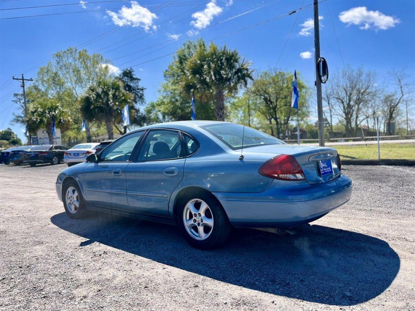 2007 Blue /Tan Ford Taurus (1FAFP53U57A) with an 3.0l V6 SFI 3.0l engine, Automatic transmission, located at 745 East Steele Rd., West Columbia, SC, 29170, (803) 755-9148, 33.927212, -81.148483 - CASH CAR! AS IS! AS IS! AS IS! - Photo#1