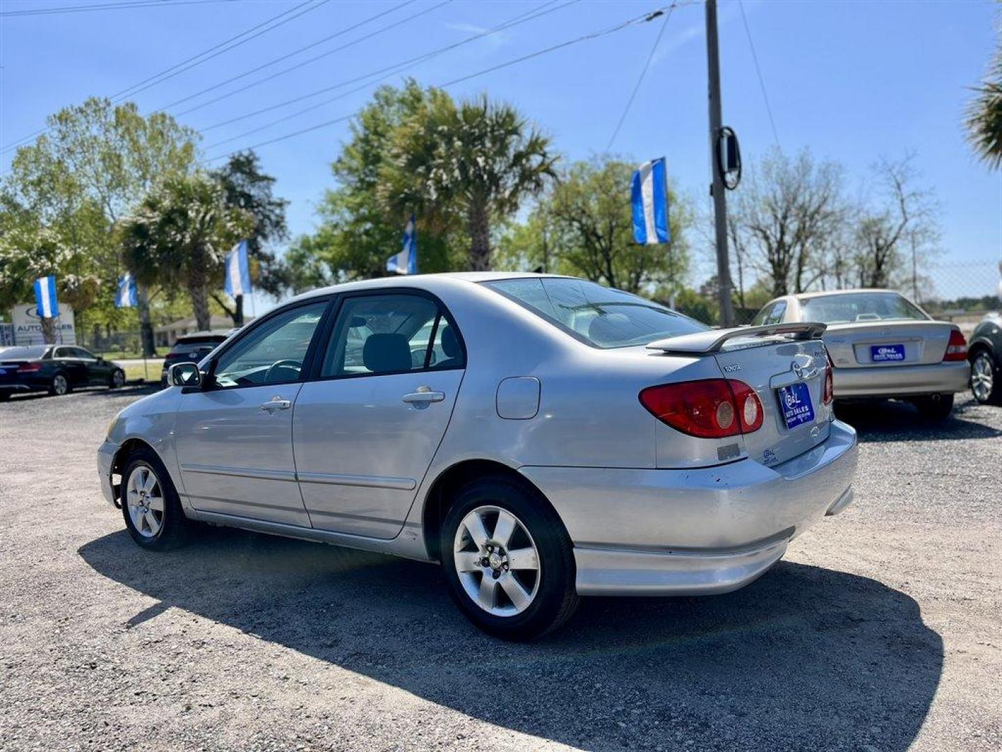 2006 Red /Grey Toyota Corolla (2T1BR32E66C) with an 1.8l I-4 EFI Dohc 1.8l engine, Automatic transmission, located at 745 East Steele Rd., West Columbia, SC, 29170, (803) 755-9148, 33.927212, -81.148483 - Special Internet Price! 2006 Toyota Corolla S with AM/FM stereo, Cruise control, Air conditioning, Cloth interior, 60/40 split fold-down rear seat, Powered windows, Powered door locks, Plus more! - Photo#1