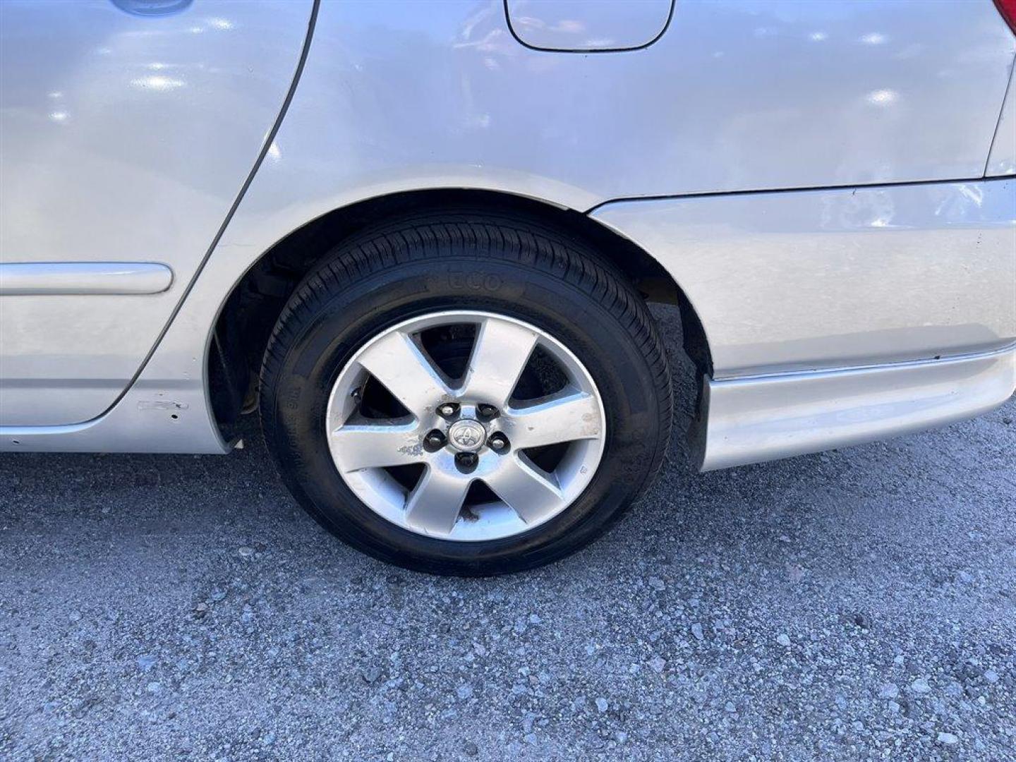 2006 Red /Grey Toyota Corolla (2T1BR32E66C) with an 1.8l I-4 EFI Dohc 1.8l engine, Automatic transmission, located at 745 East Steele Rd., West Columbia, SC, 29170, (803) 755-9148, 33.927212, -81.148483 - Special Internet Price! 2006 Toyota Corolla S with AM/FM stereo, Cruise control, Air conditioning, Cloth interior, 60/40 split fold-down rear seat, Powered windows, Powered door locks, Plus more! - Photo#21