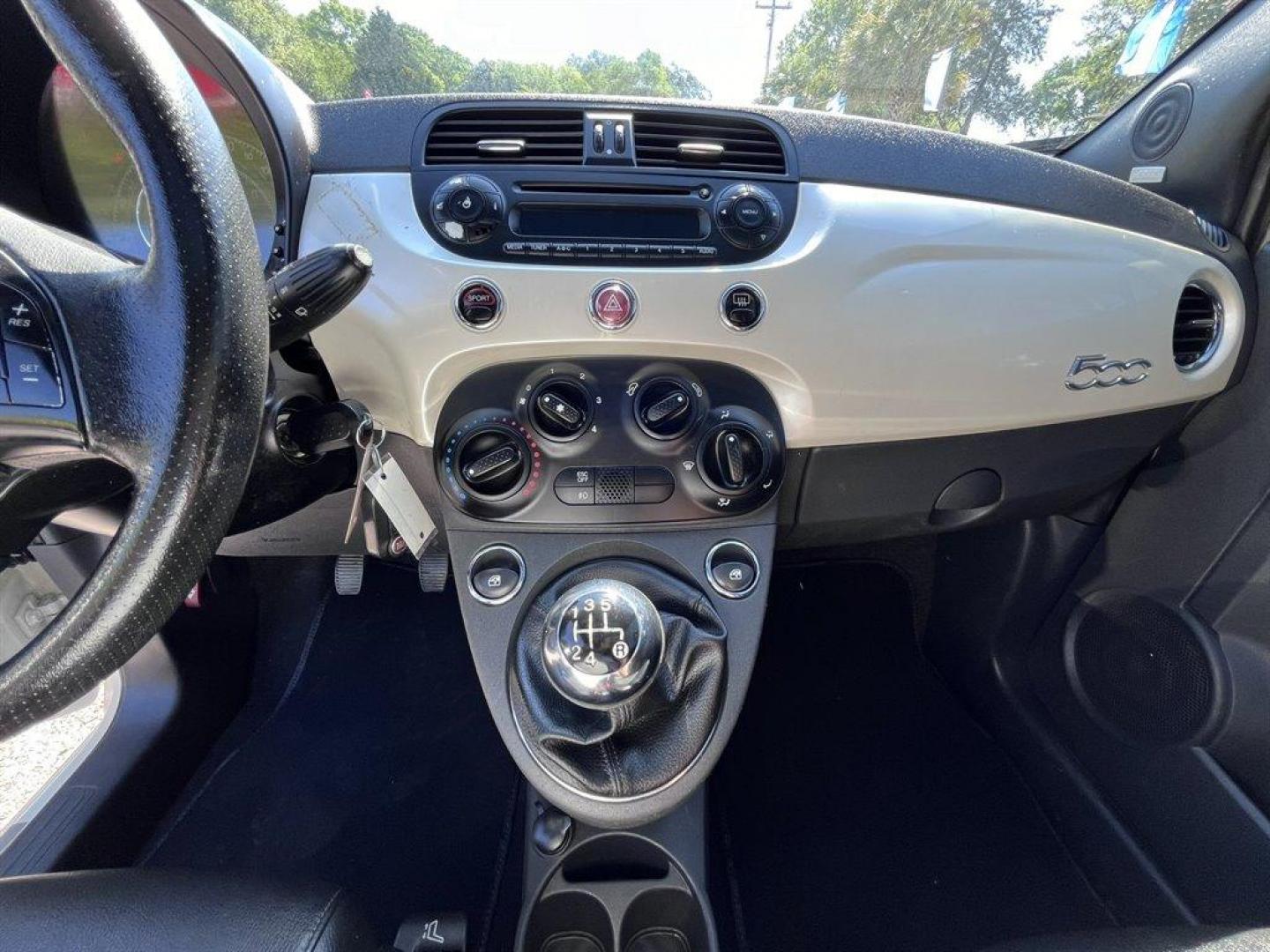 2012 White /Black Fiat 500 (3C3CFFBR5CT) with an 1.4l I-4 MPI 1.4l engine, Manual transmission, located at 745 East Steele Rd., West Columbia, SC, 29170, (803) 755-9148, 33.927212, -81.148483 - Special Internet Price! 2012 Fiat 500 Sport with AM/FM radio, Cruise control, Air conditioning, Sunroof, Leather interior, Manual transmission, Powered windows, Powered door locks, Plus more! - Photo#10