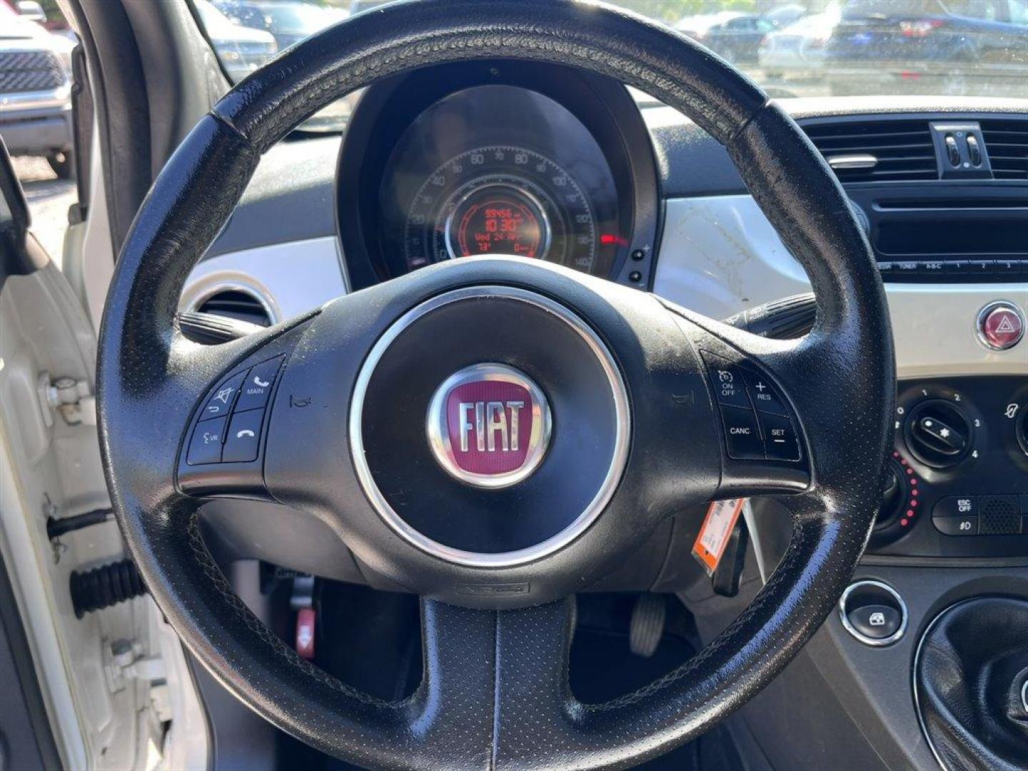 2012 White /Black Fiat 500 (3C3CFFBR5CT) with an 1.4l I-4 MPI 1.4l engine, Manual transmission, located at 745 East Steele Rd., West Columbia, SC, 29170, (803) 755-9148, 33.927212, -81.148483 - Special Internet Price! 2012 Fiat 500 Sport with AM/FM radio, Cruise control, Air conditioning, Sunroof, Leather interior, Manual transmission, Powered windows, Powered door locks, Plus more! - Photo#6