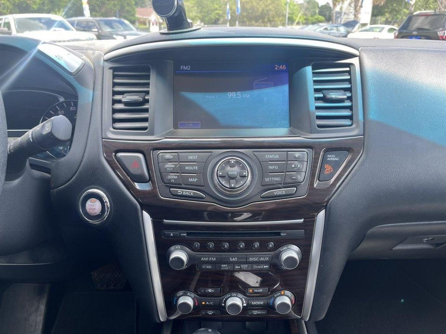 2014 Grey /Black Nissan Pathfinder (5N1AR2MN7EC) with an 3.5l V6 Smpi Dohc Cvtcs 3 engine, Automatic transmission, located at 745 East Steele Rd., West Columbia, SC, 29170, (803) 755-9148, 33.927212, -81.148483 - Special Internet Price! 2014 Nissan Pathfinder SL with Bluetooth, AM/FM radio, Backup camera, Navigation, Cruise control, Dual zone front automatic air conditioning, Heated front seats, Powered front seats, Leather interior, 3rd row seating, Keyless entry, Powered liftgate, Powered windows, Powered - Photo#11