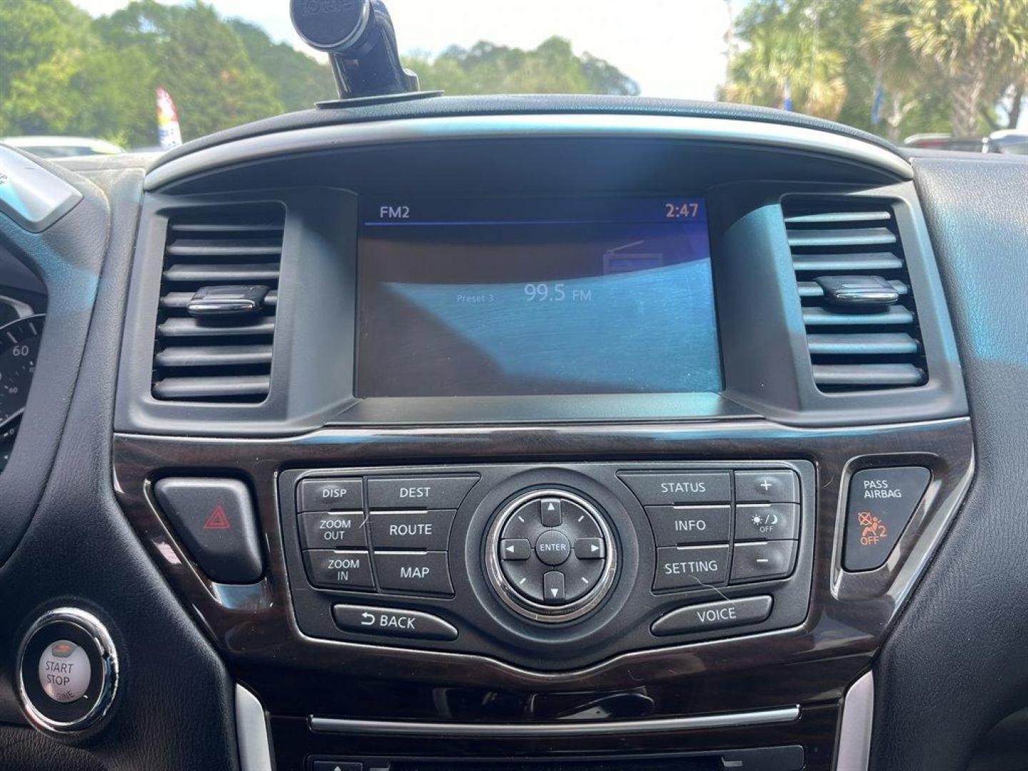 2014 Grey /Black Nissan Pathfinder (5N1AR2MN7EC) with an 3.5l V6 Smpi Dohc Cvtcs 3 engine, Automatic transmission, located at 745 East Steele Rd., West Columbia, SC, 29170, (803) 755-9148, 33.927212, -81.148483 - Special Internet Price! 2014 Nissan Pathfinder SL with Bluetooth, AM/FM radio, Backup camera, Navigation, Cruise control, Dual zone front automatic air conditioning, Heated front seats, Powered front seats, Leather interior, 3rd row seating, Keyless entry, Powered liftgate, Powered windows, Powered - Photo#12