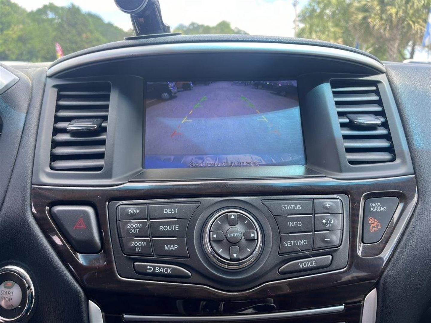 2014 Grey /Black Nissan Pathfinder (5N1AR2MN7EC) with an 3.5l V6 Smpi Dohc Cvtcs 3 engine, Automatic transmission, located at 745 East Steele Rd., West Columbia, SC, 29170, (803) 755-9148, 33.927212, -81.148483 - Special Internet Price! 2014 Nissan Pathfinder SL with Bluetooth, AM/FM radio, Backup camera, Navigation, Cruise control, Dual zone front automatic air conditioning, Heated front seats, Powered front seats, Leather interior, 3rd row seating, Keyless entry, Powered liftgate, Powered windows, Powered - Photo#13