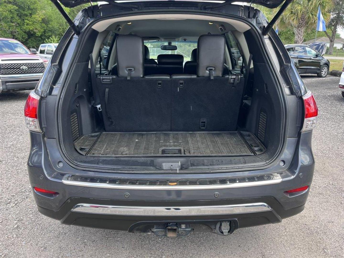 2014 Grey /Black Nissan Pathfinder (5N1AR2MN7EC) with an 3.5l V6 Smpi Dohc Cvtcs 3 engine, Automatic transmission, located at 745 East Steele Rd., West Columbia, SC, 29170, (803) 755-9148, 33.927212, -81.148483 - Special Internet Price! 2014 Nissan Pathfinder SL with Bluetooth, AM/FM radio, Backup camera, Navigation, Cruise control, Dual zone front automatic air conditioning, Heated front seats, Powered front seats, Leather interior, 3rd row seating, Keyless entry, Powered liftgate, Powered windows, Powered - Photo#33