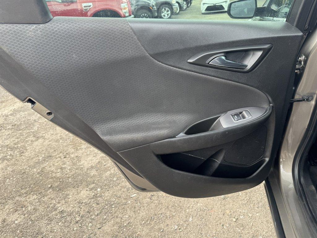 2020 Bronze /Black Chevrolet Malibu (1G1ZD5ST7LF) with an 1.5l I-4 DI Dohc T/C 1.5l engine, Automatic transmission, located at 745 East Steele Rd., West Columbia, SC, 29170, (803) 755-9148, 33.927212, -81.148483 - Photo#19