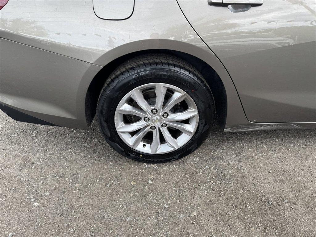 2020 Bronze /Black Chevrolet Malibu (1G1ZD5ST7LF) with an 1.5l I-4 DI Dohc T/C 1.5l engine, Automatic transmission, located at 745 East Steele Rd., West Columbia, SC, 29170, (803) 755-9148, 33.927212, -81.148483 - Photo#27