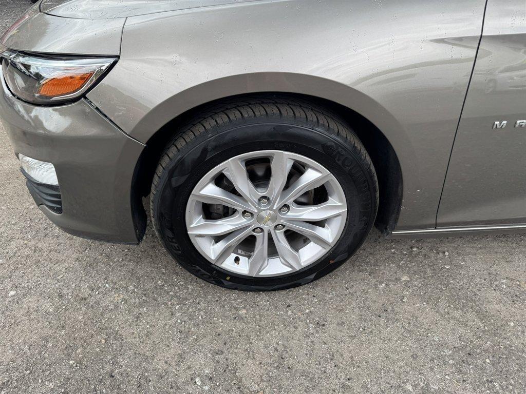 2020 Bronze /Black Chevrolet Malibu (1G1ZD5ST7LF) with an 1.5l I-4 DI Dohc T/C 1.5l engine, Automatic transmission, located at 745 East Steele Rd., West Columbia, SC, 29170, (803) 755-9148, 33.927212, -81.148483 - Photo#29