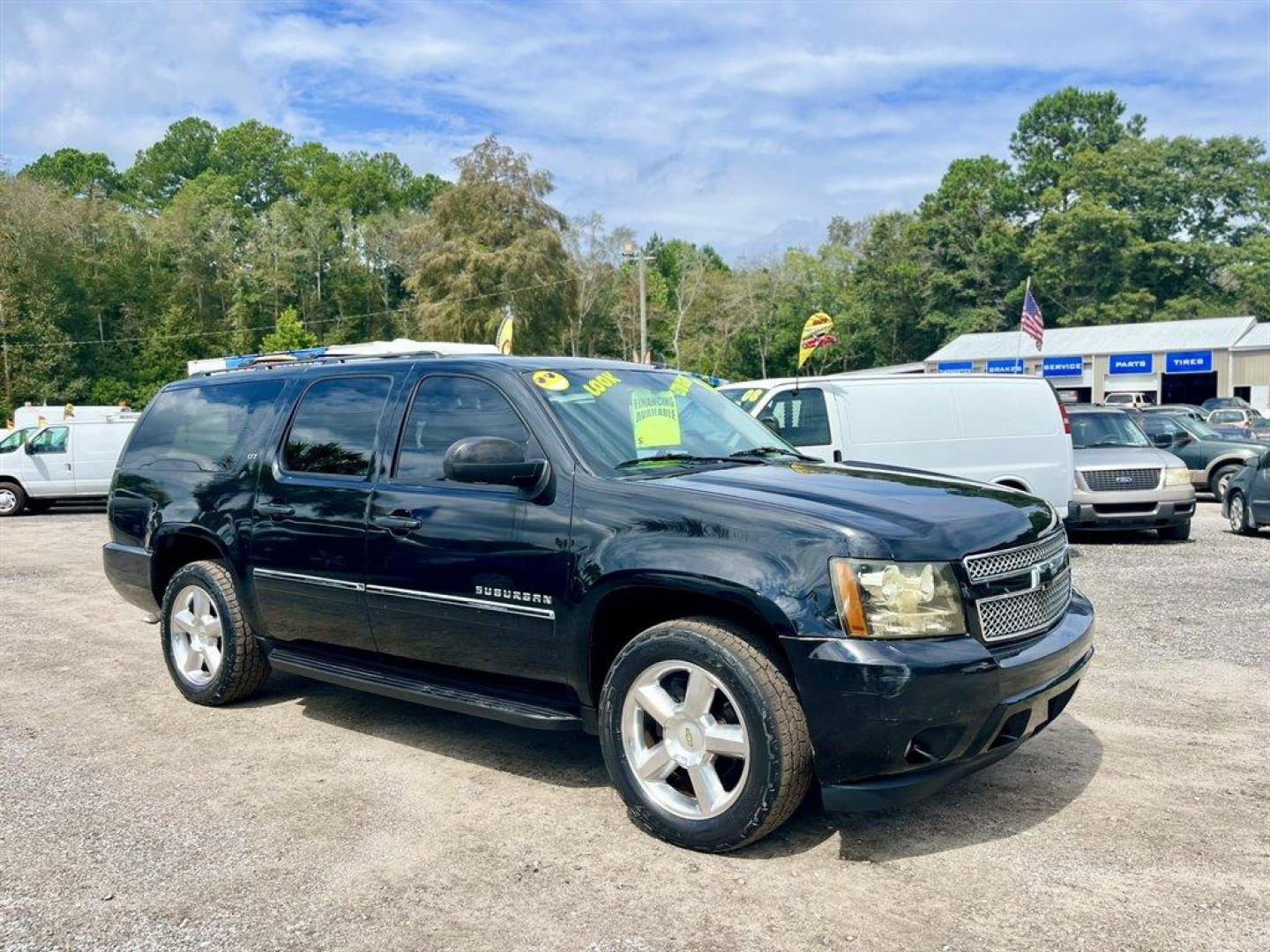 2014 Black /Black Chevrolet Suburban (1GNSKKE71ER) with an 5.3l V8 SFI Flex 5.3l engine, Automatic transmission, located at 745 East Steele Rd., West Columbia, SC, 29170, (803) 755-9148, 33.927212, -81.148483 - Special Internet Price! 2014 Chevrolet Suburban with AM/FM/SiriusXM stereo, Bluetooth for phone, Bose Centerpoint Surround Sound 10-speaker system, Backup camera, Navigation, Cruise control, Leather interior, Third row seating, Rear entertainment, Tri-zone air conditioning, Sunroof, Powered windows, - Photo#5