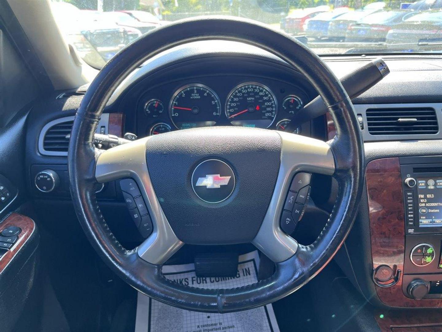 2014 Black /Black Chevrolet Suburban (1GNSKKE71ER) with an 5.3l V8 SFI Flex 5.3l engine, Automatic transmission, located at 745 East Steele Rd., West Columbia, SC, 29170, (803) 755-9148, 33.927212, -81.148483 - Special Internet Price! 2014 Chevrolet Suburban 1500 LTZ with Bluetooth, AM/FM radio, Backup camera, Navigation, Cruise control, Keyless entry, Sunroof, Leather interior, 3rd row seating, Powered driver seat, Duel rear entertainment, Powered liftgate, Powered windows, Powered door locks, Plus more! - Photo#6