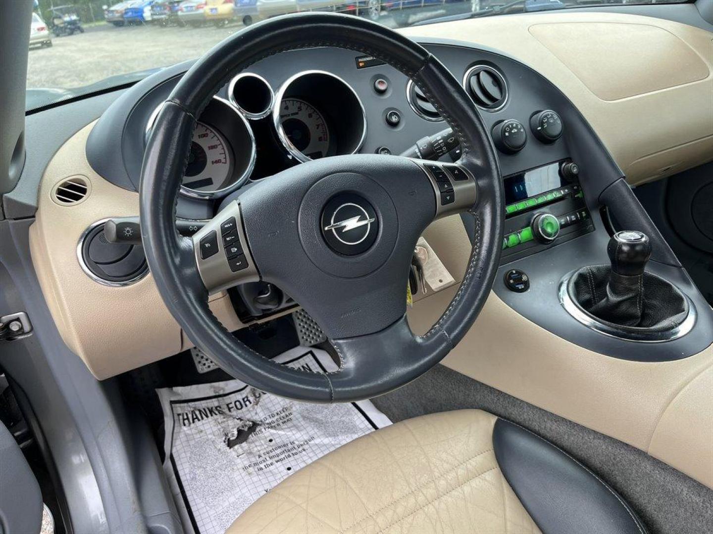 2006 Grey /Black Pontiac Solstice (1G2MB33B96Y) with an 2.4l I-4 MPI 2.4l engine, Manual transmission, located at 745 East Steele Rd., West Columbia, SC, 29170, (803) 755-9148, 33.927212, -81.148483 - Special Internet Price! 2006 Pontiac Solstice with AM/FM stereo with CD player, Manual transmission, Leather interior, Front bucket seats, Powered windows, Powered door locks, Plus more! - Photo#5