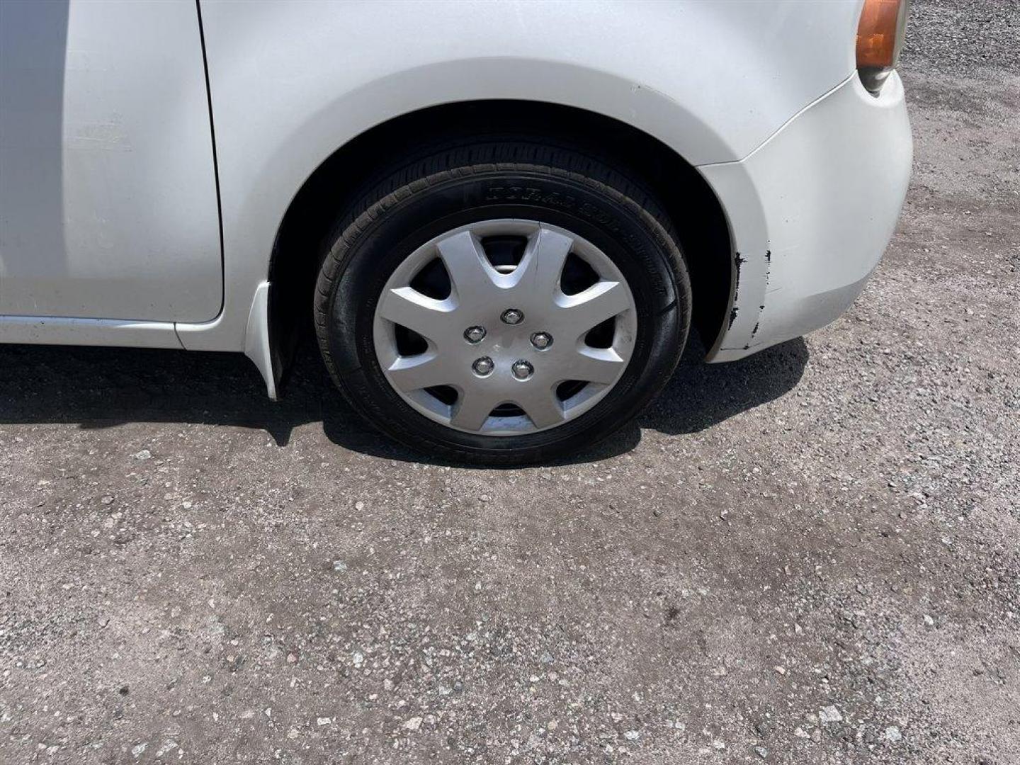 2013 White /Black Nissan Cube (JN8AZ2KR5DT) with an 1.8l I-4 DI Dohc 1.8l engine, Automatic transmission, located at 745 East Steele Rd., West Columbia, SC, 29170, (803) 755-9148, 33.927212, -81.148483 - Special Internet Price! 2013 Nissan Cube S with AM/FM radio, Cruise control, Manual air conditioning, Powered windows, Powered door locks, Plus more! - Photo#26