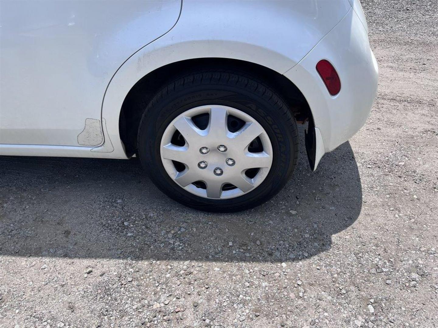 2013 White /Black Nissan Cube (JN8AZ2KR5DT) with an 1.8l I-4 DI Dohc 1.8l engine, Automatic transmission, located at 745 East Steele Rd., West Columbia, SC, 29170, (803) 755-9148, 33.927212, -81.148483 - Special Internet Price! 2013 Nissan Cube S with AM/FM radio, Cruise control, Manual air conditioning, Powered windows, Powered door locks, Plus more! - Photo#28