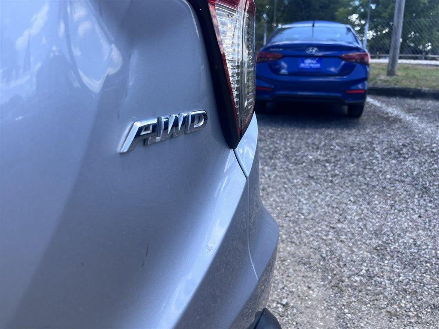 2019 Silver /Black Honda HR-V (3CZRU6H57KM) with an 1.8l I-4 MPI Sohc 1.8l engine, Automatic transmission, located at 745 East Steele Rd., West Columbia, SC, 29170, (803) 755-9148, 33.927212, -81.148483 - Special Internet Price! 2019 Honda HR-V EX with Bluetooth, AM/FM/HD Audio System, Cruise control, Sunroof, Automatic air conditioning, Remote keyless entry, Push to start, Powered windows, Powered door locks, Plus more! - Photo#32