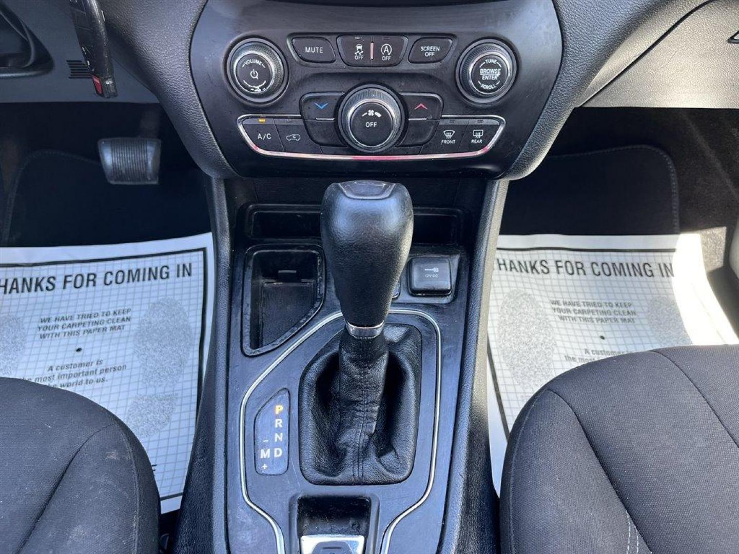 2019 Burgundy /Black Jeep Cherokee (1C4PJLCB1KD) with an 2.4l I-4 MPI Sohc 2.4l engine, Automatic transmission, located at 745 East Steele Rd., West Columbia, SC, 29170, (803) 755-9148, 33.927212, -81.148483 - Special Internet Price! 2019 Jeep Cherokee Latitude with Bluetooth, Backup camera, Cruise control, Air conditioning, Cloth interior, Keyless entry, Powered windows, Powered door locks, Plus more! - Photo#13