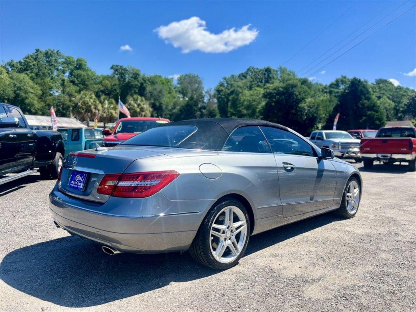 2011 Grey /Taupe Mercedes-Benz E Class (WDDKK5GF5BF) with an 3.5l V6 SFI Dohc 3.5l engine, Automatic transmission, located at 745 East Steele Rd., West Columbia, SC, 29170, (803) 755-9148, 33.927212, -81.148483 - Special Internet Price! 2011 Mercedes-Benz E Class E350 with Bluetooth, AM/FM radio, Navigation, Cruise control, Leather interior, Powered front seats, Powered windows, Powered door locks, Plus more! - Photo#2