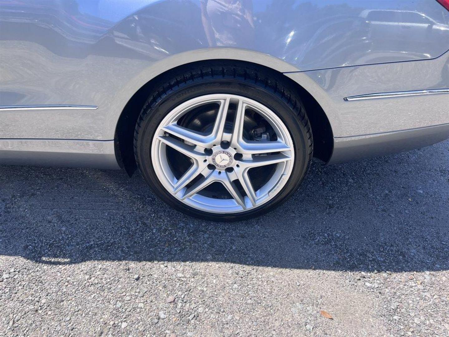 2011 Grey /Taupe Mercedes-Benz E Class (WDDKK5GF5BF) with an 3.5l V6 SFI Dohc 3.5l engine, Automatic transmission, located at 745 East Steele Rd., West Columbia, SC, 29170, (803) 755-9148, 33.927212, -81.148483 - Special Internet Price! 2011 Mercedes-Benz E Class E350 with Bluetooth, AM/FM radio, Navigation, Cruise control, Leather interior, Powered front seats, Powered windows, Powered door locks, Plus more! - Photo#30