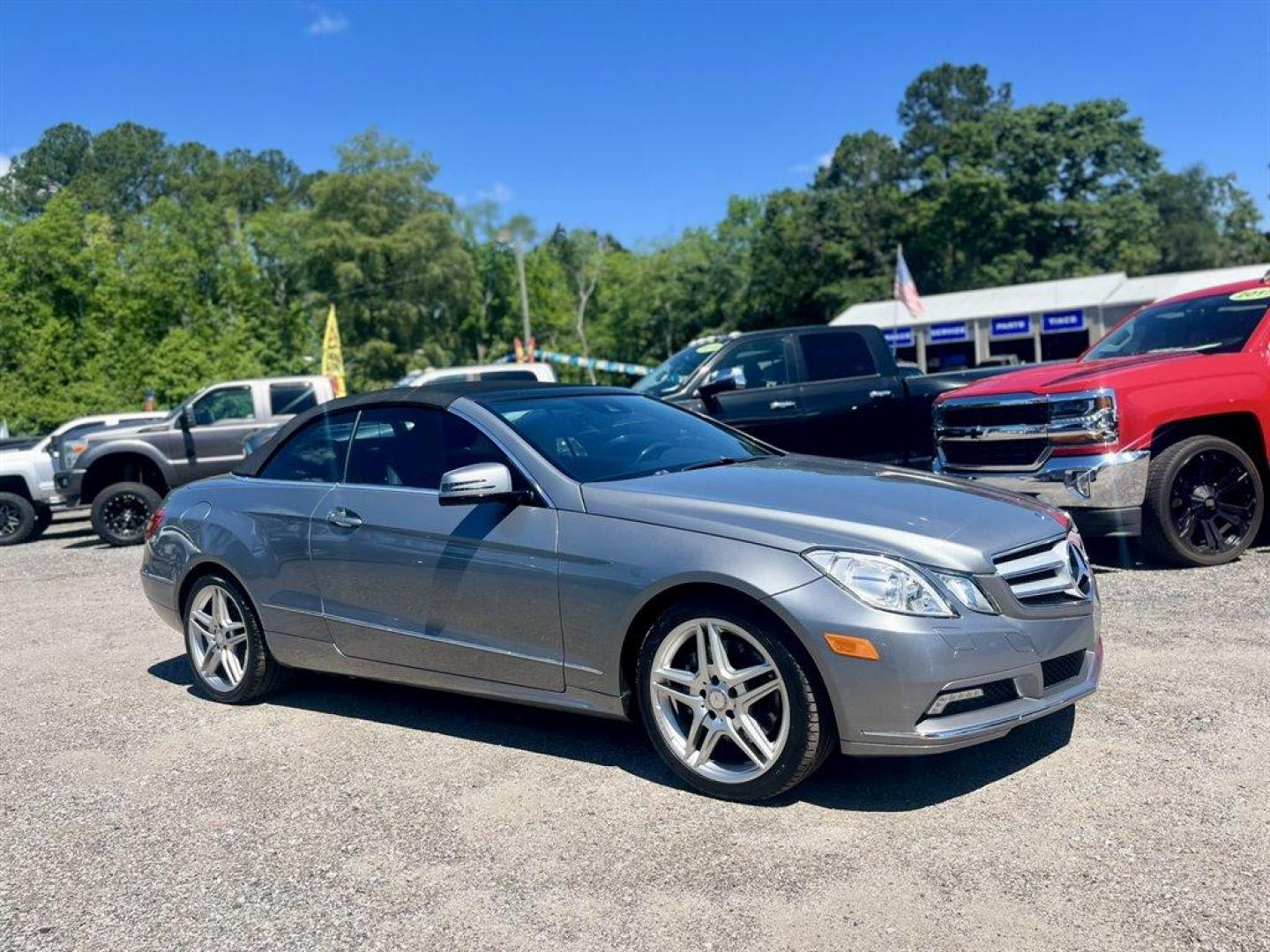 2011 Grey /Taupe Mercedes-Benz E Class (WDDKK5GF5BF) with an 3.5l V6 SFI Dohc 3.5l engine, Automatic transmission, located at 745 East Steele Rd., West Columbia, SC, 29170, (803) 755-9148, 33.927212, -81.148483 - Special Internet Price! 2011 Mercedes-Benz E Class E350 with Bluetooth, AM/FM radio, Navigation, Cruise control, Leather interior, Powered front seats, Powered windows, Powered door locks, Plus more! - Photo#3