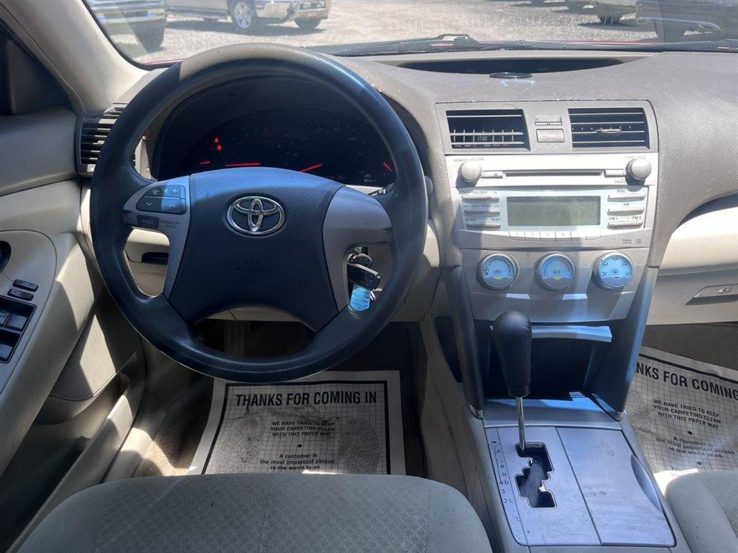 2007 Red /Tan Toyota Camry (JTNBE46K273) with an 2.4l I-4 SFI Dohc 2.4l engine, Automatic transmission, located at 745 East Steele Rd., West Columbia, SC, 29170, (803) 755-9148, 33.927212, -81.148483 - Special Internet Price! 2007 Toyota Camry LE with AM/FM stereo, CD player, Cruise control, Remote keyless entry, Front bucket seats, Rear 60/40 split-folding seats, Powered windows, Powered door locks, Plus more! - Photo#4