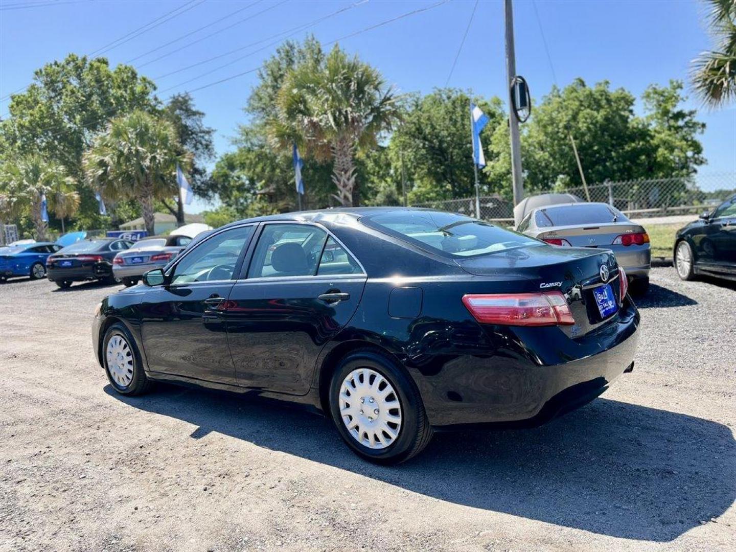 2007 Grey /Grey Toyota Camry (4T1BE46K27U) with an 2.4l I-4 SFI Dohc 2.4l engine, Automatic transmission, located at 745 East Steele Rd., West Columbia, SC, 29170, (803) 755-9148, 33.927212, -81.148483 - Special Internet Price! 2007 Toyota Camry CE with AM/FM radio, Cruise control, Manual air conditioning, Cloth interior, Powered windows, Powered door locks, Plus more! - Photo#1