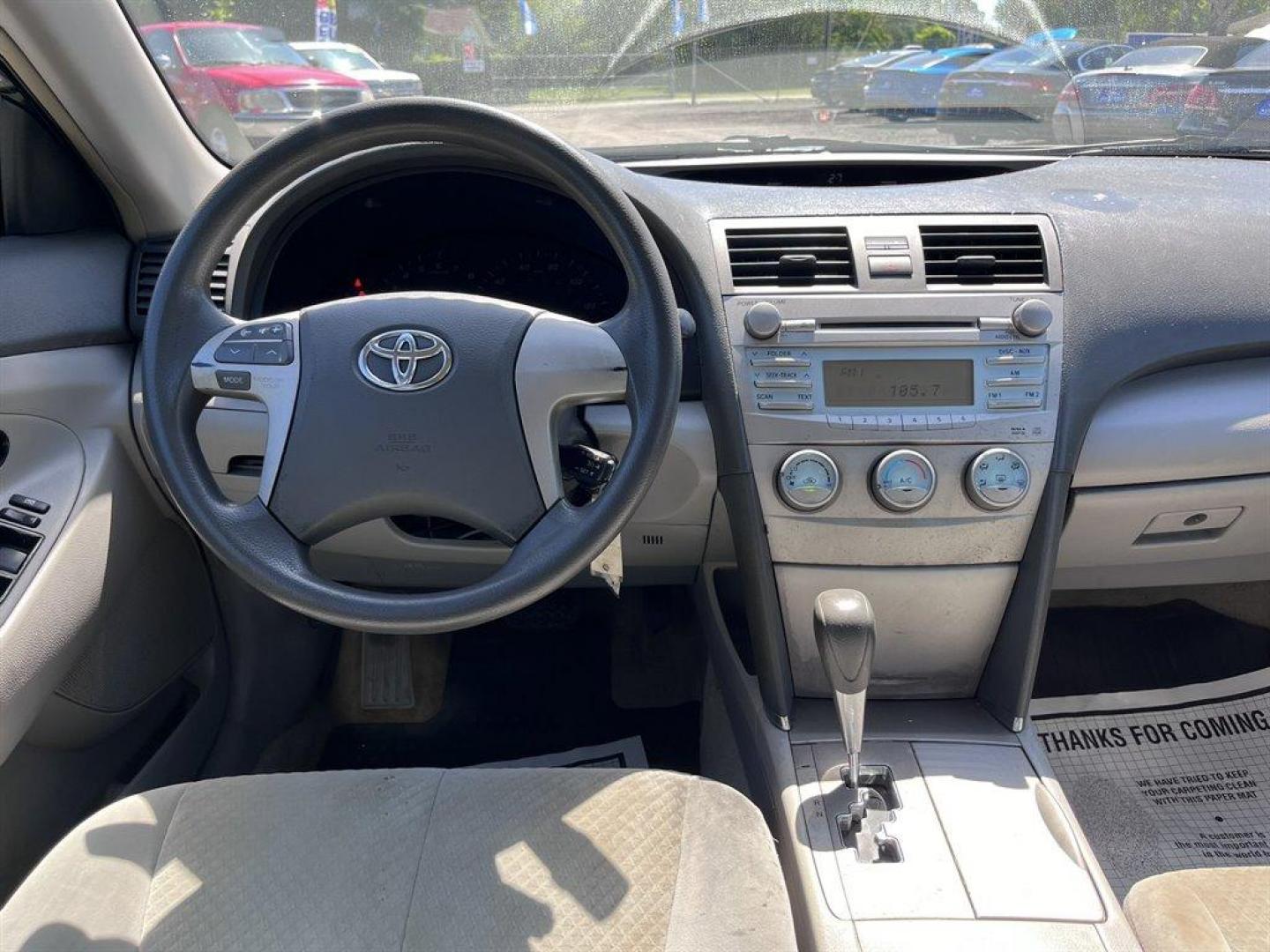 2007 Grey /Grey Toyota Camry (4T1BE46K27U) with an 2.4l I-4 SFI Dohc 2.4l engine, Automatic transmission, located at 745 East Steele Rd., West Columbia, SC, 29170, (803) 755-9148, 33.927212, -81.148483 - Special Internet Price! 2007 Toyota Camry CE with AM/FM radio, Cruise control, Manual air conditioning, Cloth interior, Powered windows, Powered door locks, Plus more! - Photo#4