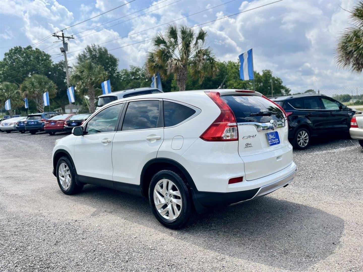 2016 White /Grey Honda CR-V (5J6RM3H54GL) with an 2.4l I-4 DI Dohc 2.4l engine, Automatic transmission, located at 745 East Steele Rd., West Columbia, SC, 29170, (803) 755-9148, 33.927212, -81.148483 - Special Internet Price! 2016 Honda CR-V EX with Bluetooth, Backup camera, Cruise control, Push to start, Keyless entry, Sunroof, Heated front seats, Cloth interior, Powered driver seat, Powered windows, Powered door locks, Plus more! - Photo#1