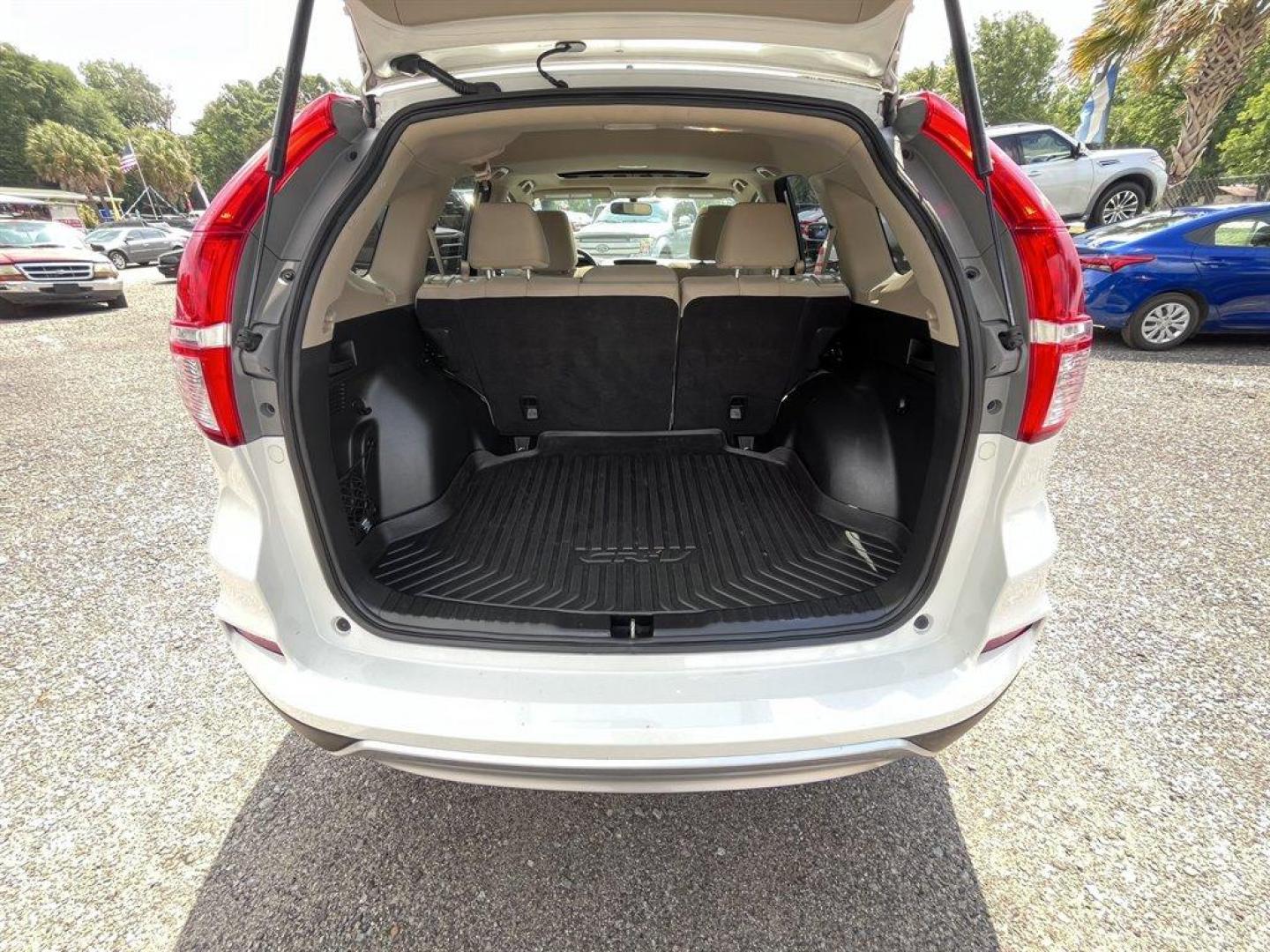 2016 White /Grey Honda CR-V (5J6RM3H54GL) with an 2.4l I-4 DI Dohc 2.4l engine, Automatic transmission, located at 745 East Steele Rd., West Columbia, SC, 29170, (803) 755-9148, 33.927212, -81.148483 - Special Internet Price! 2016 Honda CR-V EX with Bluetooth, Backup camera, Cruise control, Push to start, Keyless entry, Sunroof, Heated front seats, Cloth interior, Powered driver seat, Powered windows, Powered door locks, Plus more! - Photo#32