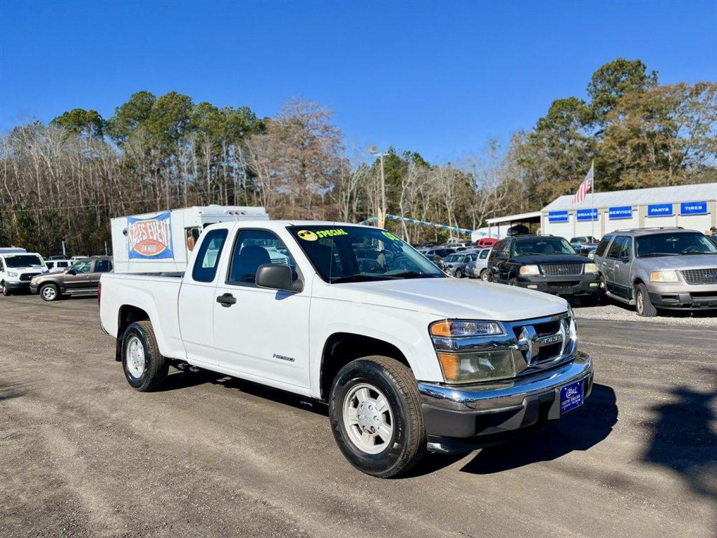 2008 White /Grey Isuzu I-290 (1GGCS199088) with an 2.9l I-4 SFI Dohc 2.9l engine, Automatic transmission, located at 745 East Steele Rd., West Columbia, SC, 29170, (803) 755-9148, 33.927212, -81.148483 - Photo#6