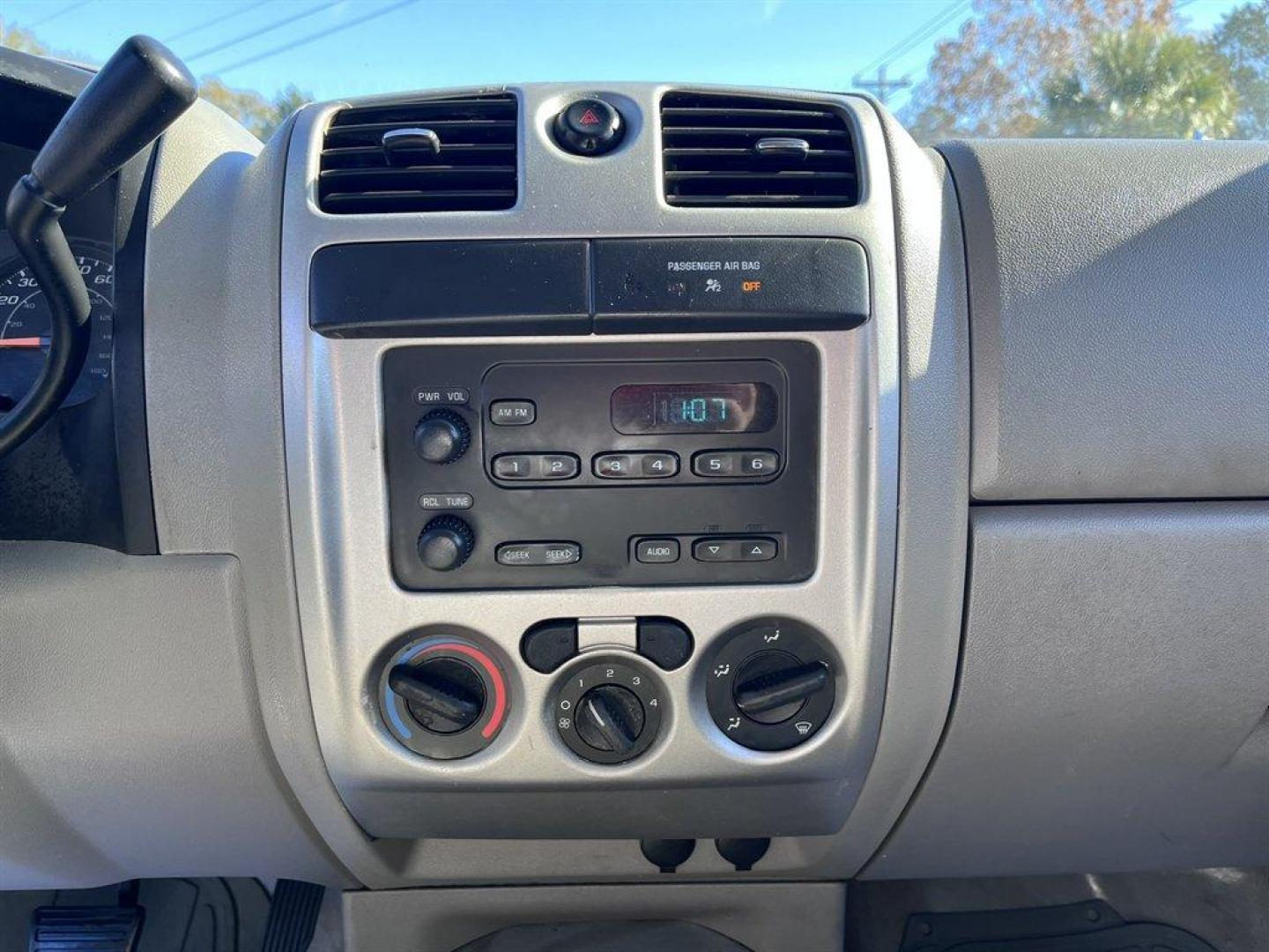 2008 White /Grey Isuzu I-290 (1GGCS199088) with an 2.9l I-4 SFI Dohc 2.9l engine, Automatic transmission, located at 745 East Steele Rd., West Columbia, SC, 29170, (803) 755-9148, 33.927212, -81.148483 - Photo#12